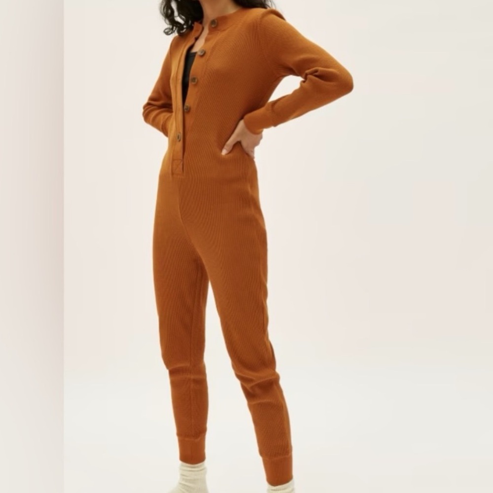 Everlane Cotton the Waffle Knit Onesie One Piece Loungewear Jumpsuit Dark Honey